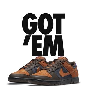 Mens size 9 Nike Dunk in the Cider color way.
